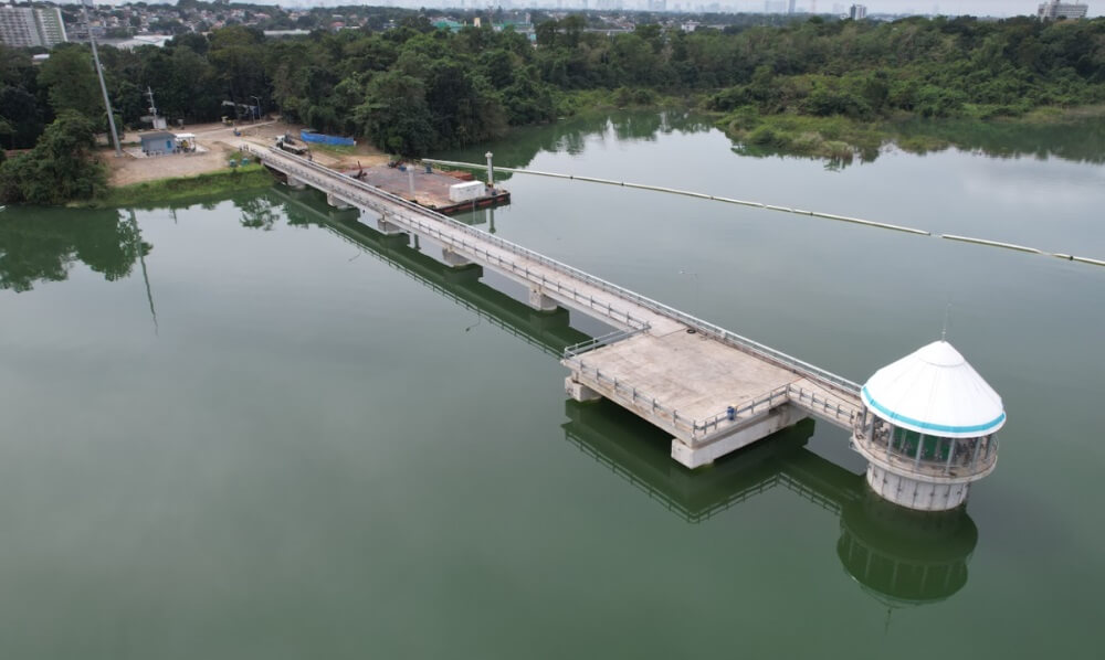 The Intake 4 structure in La Mesa Dam can bring 1,000 MLD of water per day from La Mesa Dam to the Balara Treatment Plant.