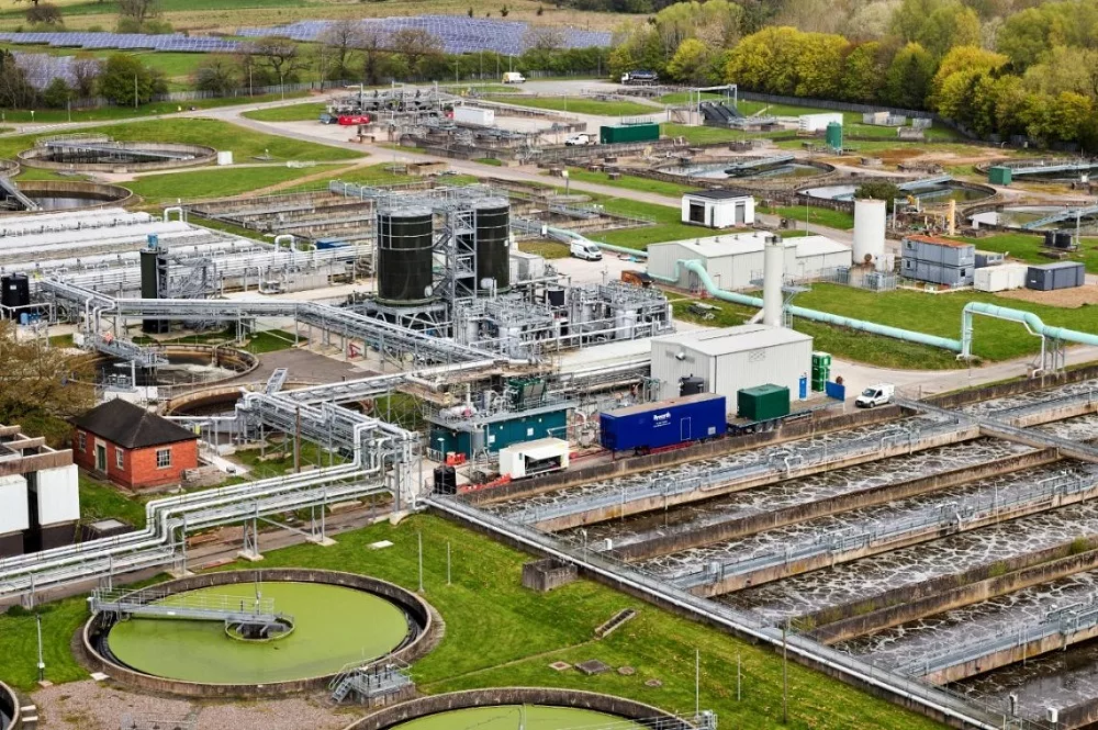 A partnership of water companies and industry providers is poised to create what is described as the world’s first carbon-neutral wastewater treatment plant, powered by digital twin technology.